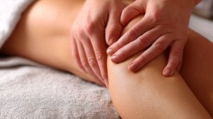 Антицеллюлитный массаж - бёдра спереди