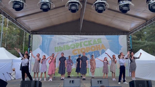 Даша Саврова в составе ЭВС «Романтика» 
Романтики)