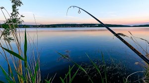 ВЕЧЕРНЯЯ РЫБАЛКА НА МОРМЫШКУ рыбка сегодня капризничает