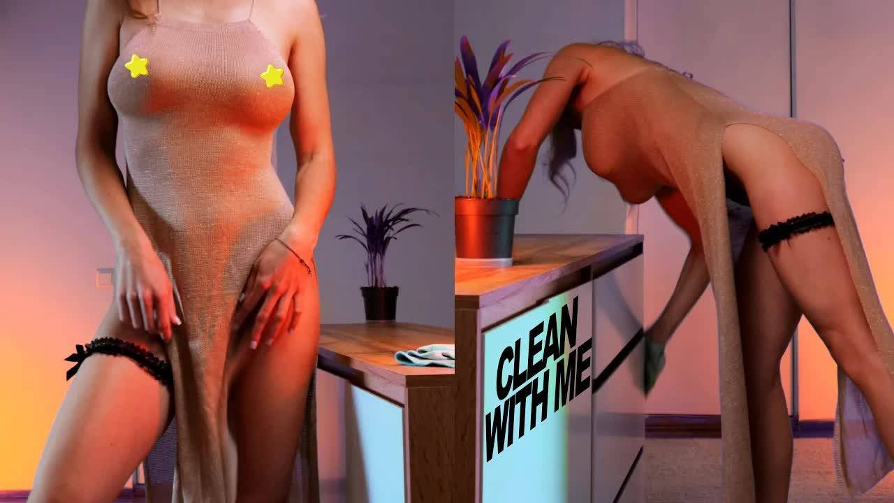❤️ Transparent dresser cleaning with cute girl in a dress смотреть онлайн