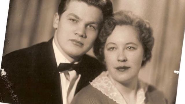 И меня ты город вспомнишь