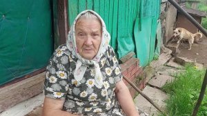 Бабушка Маша - настоящая огородница!