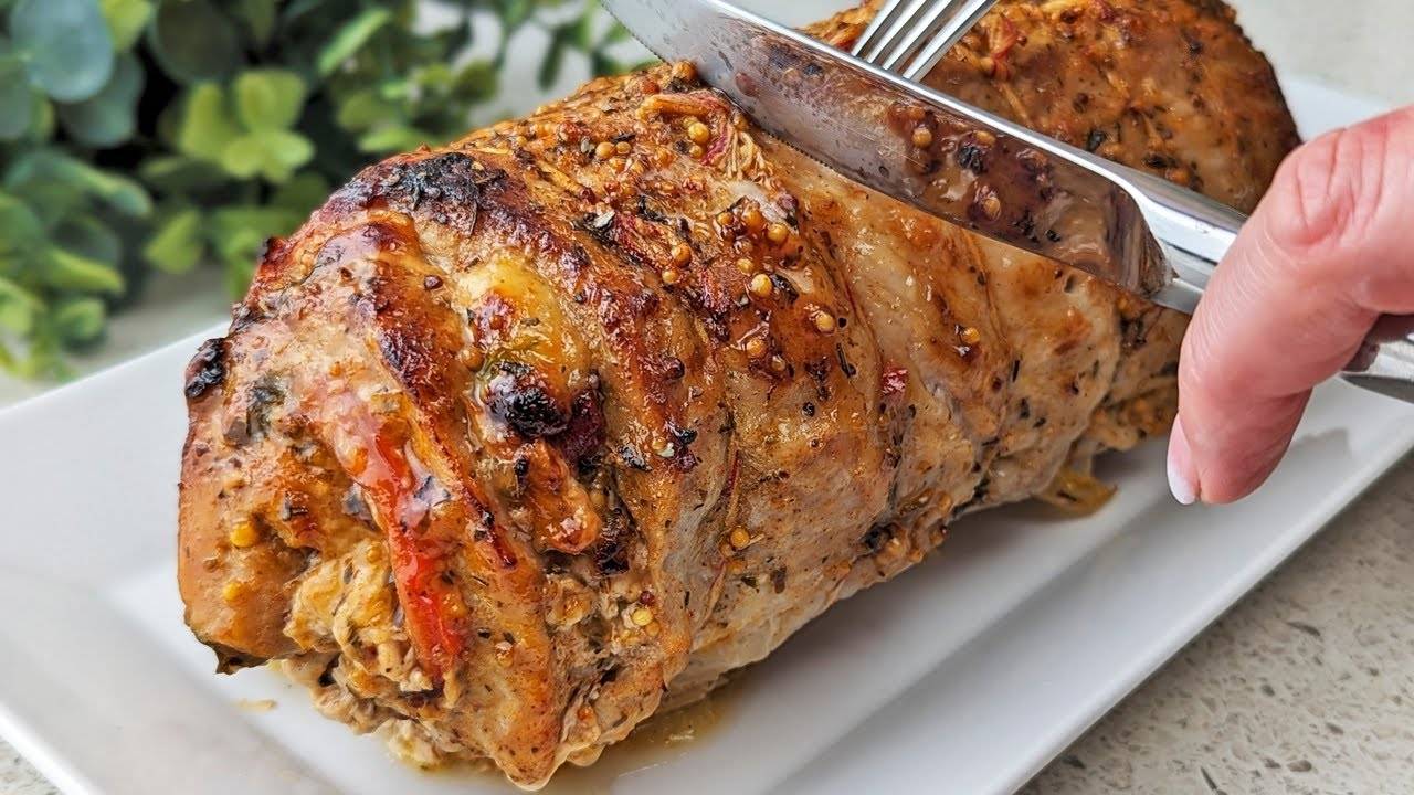 Мясной рулет. Рецепт просят все. Сочное мясо в духовке! Мясной рулет с начинкой - пальчики оближешь