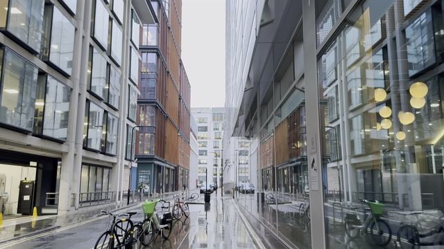 Шикарная Дождливая прогулка, по улицам ЛИВЕРПУЛЬ-стрит до Тауэрского моста)= ВИДЕО В HDR! смотреть онлайн