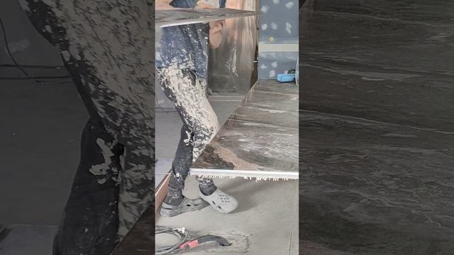 Крупноформатный керамогранит 3.26×1.57-12мм смотреть онлайн