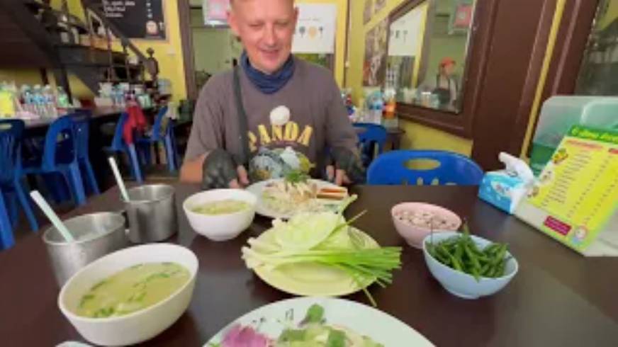 🛶 Как мы путешествовали по Таиланду: сезон дождей, кемпинг, театр теней и дуриан смотреть онлайн