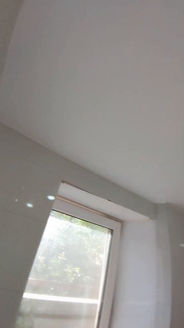 Натяжной потолок в ванной, в частном доме #натяжнойпот смотреть онлайн