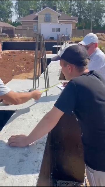 Установка чаши бассейна для наших клиентов ! 😍 смотреть онлайн