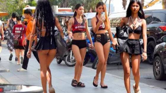 Паттайя . Pattaya Beach Road Scenes. Thailand 2025 смотреть онлайн