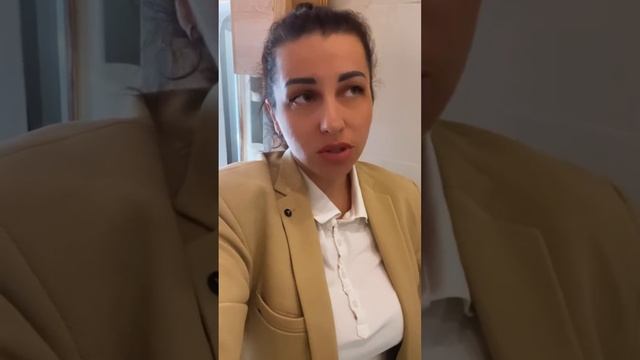 Тот самый риелтор который всегда говорит правду 🙂 смотреть онлайн
