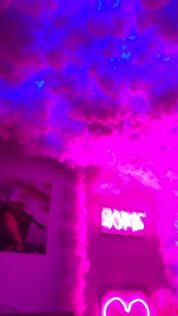 ОБЛАЧНОЕ НЕБО В КОМНАТЕ 😍 #shorts #gamingroom смотреть онлайн