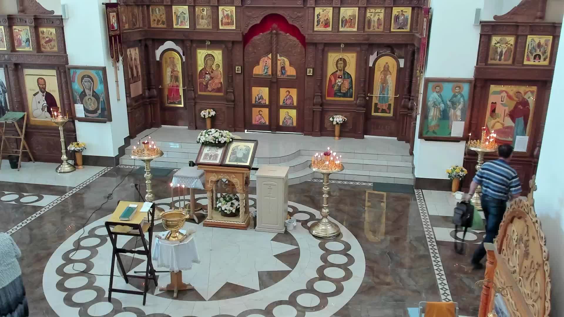 Богослужение в храме Космы и Дамиана 01.06.2025г. смотреть онлайн