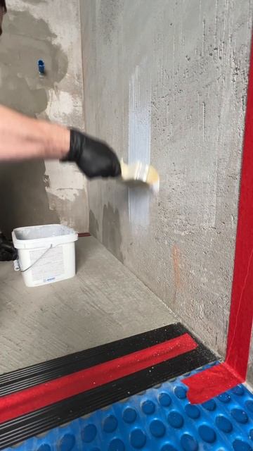 Гидроизоляция в душевой зоне #керамогранит #крупныйфо смотреть онлайн