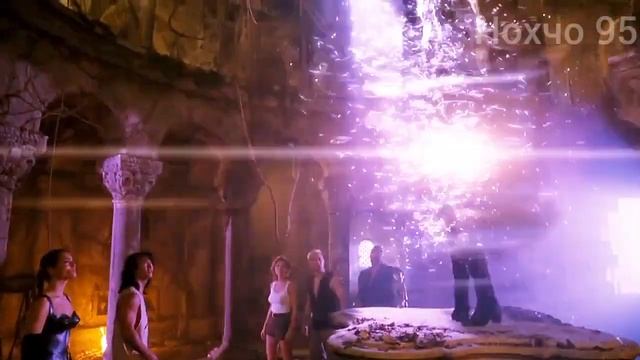 Смертельная Битва (1997) Китана пытается найти контакт с смотреть онлайн