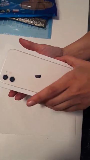 моя мама купила айфон 11 на 64 гига