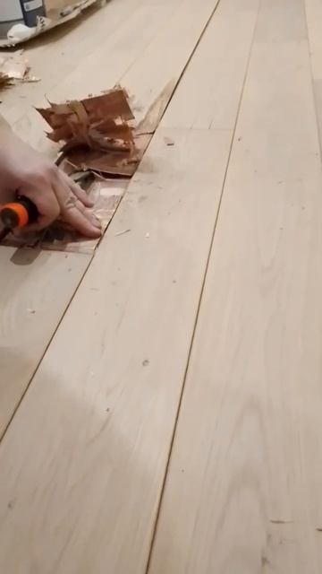 Демонтаж инженерной доски #инженерная #ремонт #паркет смотреть онлайн