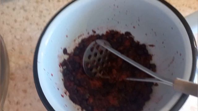 22/4 25 БЕРЁЗЫ ДА ТОПОЛЯ. ДЕНЬ ГОТОВКИ. ГОРЧИШНИКИ ЕДЯТ. Ж? смотреть онлайн