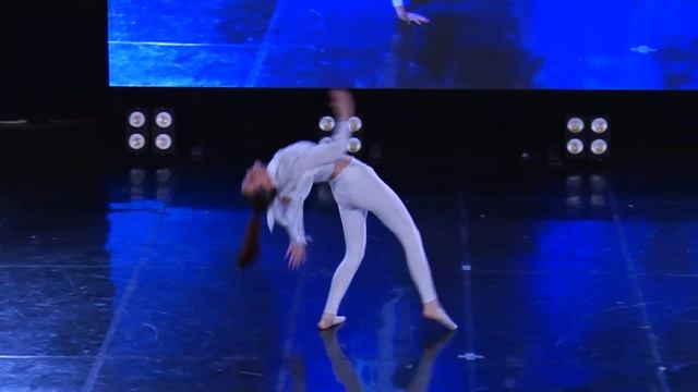 Созвездие. Якимчук Полина с танцем Отпустила смотреть онлайн