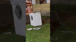 Стиральную машину разорвало! Candy aquamatic 8T против кирпич?