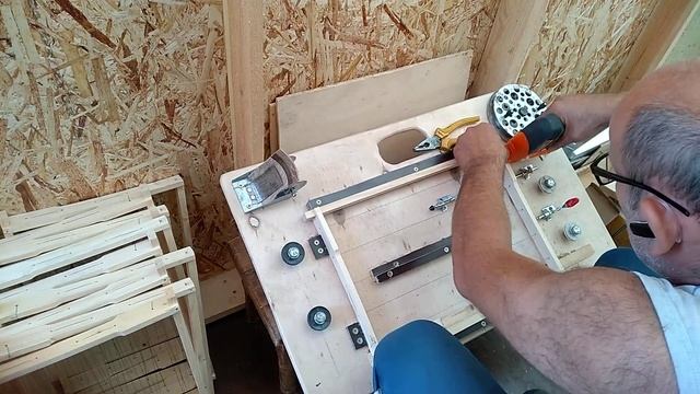 Натяжка проволоки! смотреть онлайн