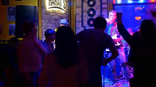 Три топора - кавер Magic people смотреть онлайн