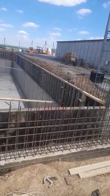 монтаж стоек и внутреней опалубки произведен , скоро м смотреть онлайн