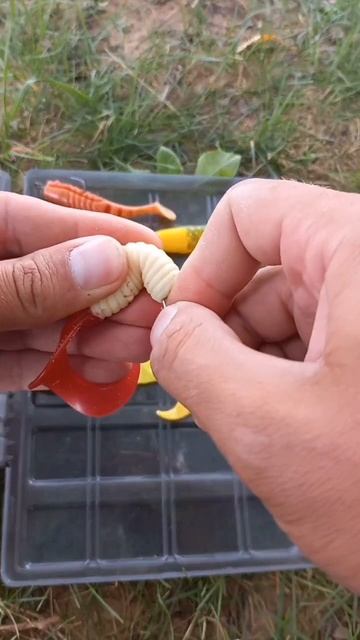 Как оснастить силиконовую приманку Твистер джиг-голо? смотреть онлайн