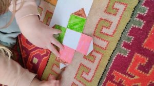 показываем как делать будку для собаки из бумаги .