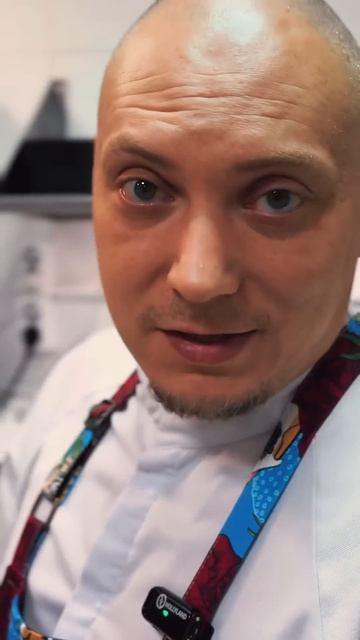 Холодная котлета с хлебом, Шедевр кто согласен?#chefsdayoff #chef-talk #chefsofinstagram #cooklife