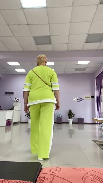 #мамаотличника #топ #костюм смотреть онлайн