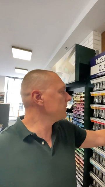 Магазин для художников в центре Варшавы KOLOR ART ulOgrodowa 1A W смотреть онлайн