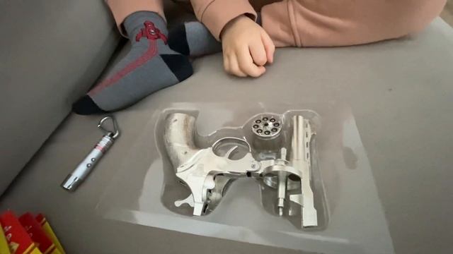 Открываем пистолет с пистонами смотреть онлайн