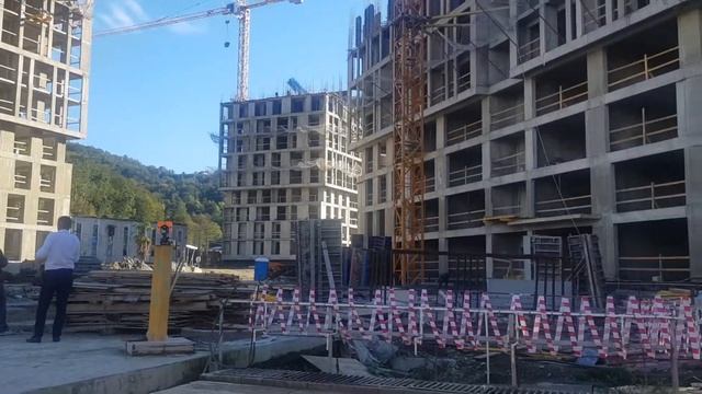 Аллея Парк стройка смотреть онлайн