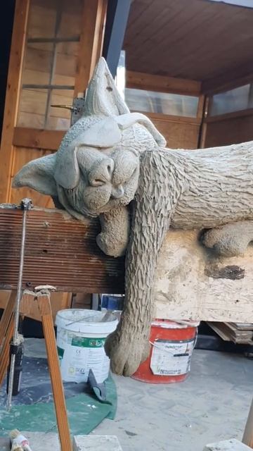 Кот Карантин из бетона