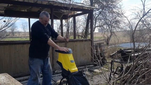 Садовый измельчитель веток Kolner KESH 2700. Первые впечатле? смотреть онлайн