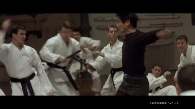 ПОЦЕЛУЙ ДРАКОНА. Фрагмент с каратистами.