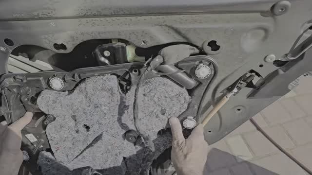 Как cобрать (разобрать) заднюю дверь BMW G30. смотреть онлайн