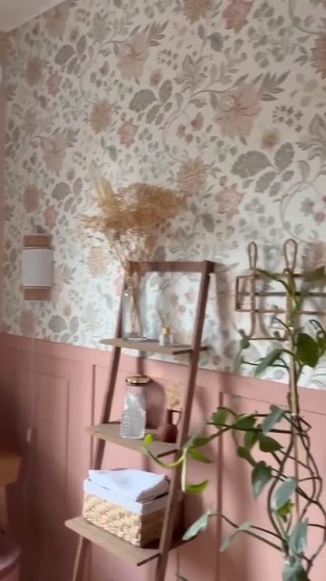 Как преобразить комнату с помощью панелей и обоев #diy #s смотреть онлайн