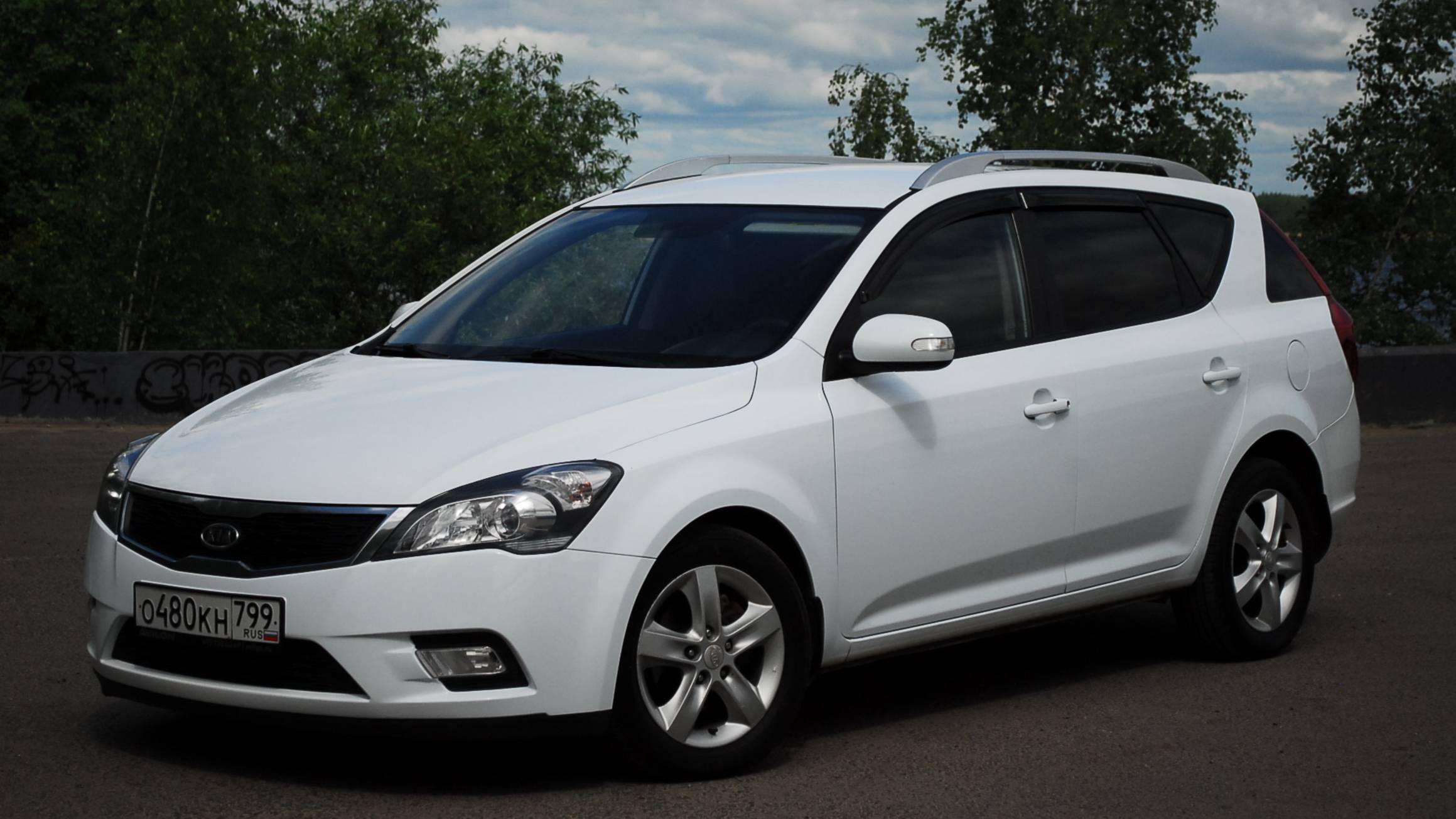 Kia Ceed 1.6 AT 2011 смотреть онлайн