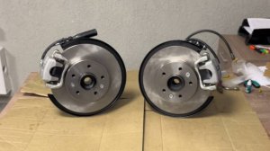 Сборка задних дисковых тормозов на Renault Duster