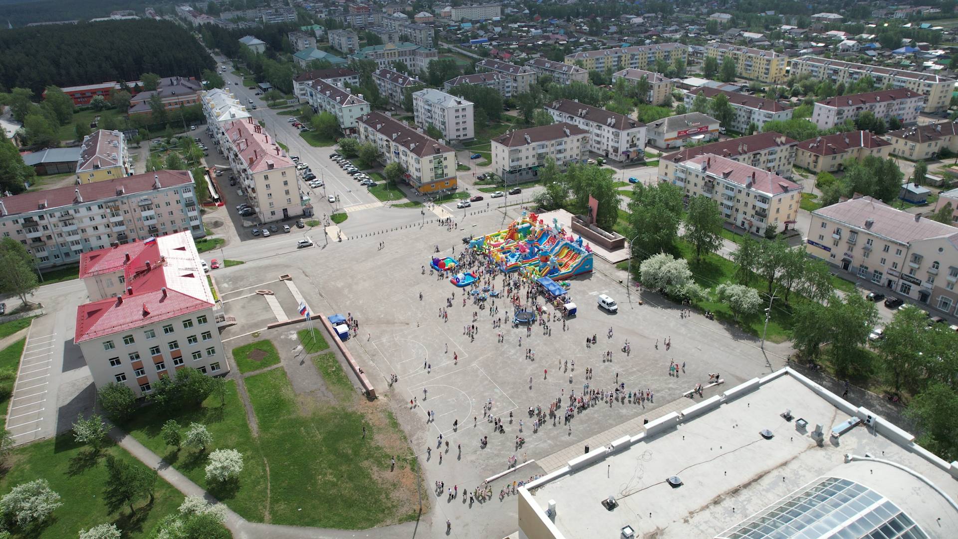 Яркое и жаркое начало лета! смотреть онлайн