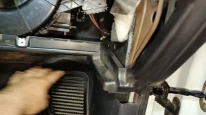 Замена резистора вентилятора поло седан.