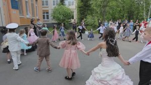 Флешмоб на выпускном в детском саду Матушка земля хоровод детей