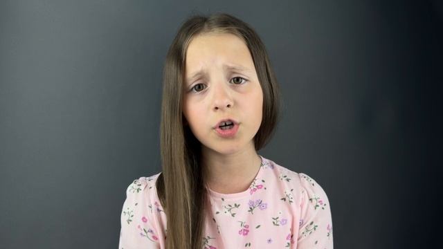 Милана Сокольникова. Монолог застенчивой девочки. «Просто иногда так хочется поговорить с кем-то»