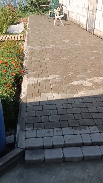 Ох уж эта брусчатка 🏡🤦 #стройка #своимируками #брусч? смотреть онлайн