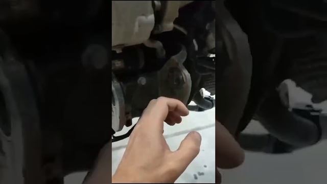 Механик разобрал китайца, чтобы заменить стартер, но был небольшой нюанс... Лего для сильных духом. смотреть онлайн