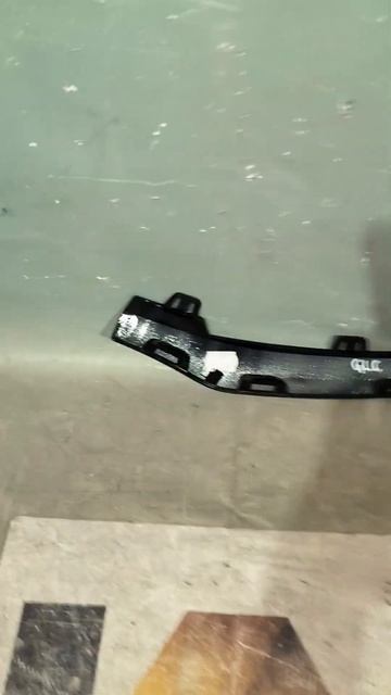 32508 Молдинг переднего бампера правый Mercedes X253 AMG смотреть онлайн