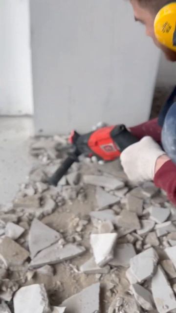 1000 мешков боя наливного пола #строительство #стройка #? смотреть онлайн