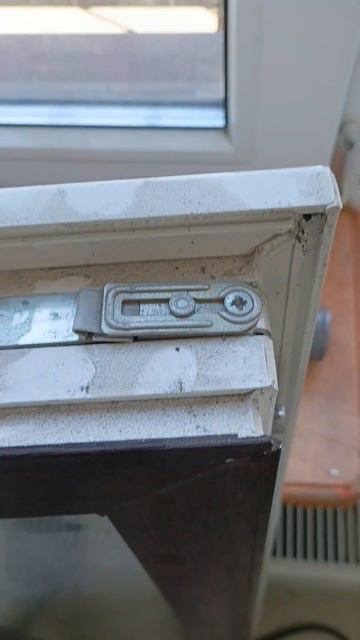 Лайфхак короткий уголок не прижимает #секретыоконщик? смотреть онлайн