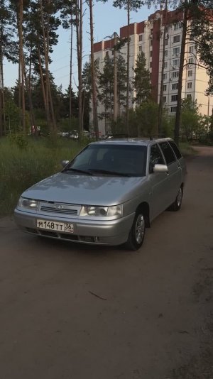 Видеообзор автомобиля Ваз 2111 Богдан 2011 года выпуска.